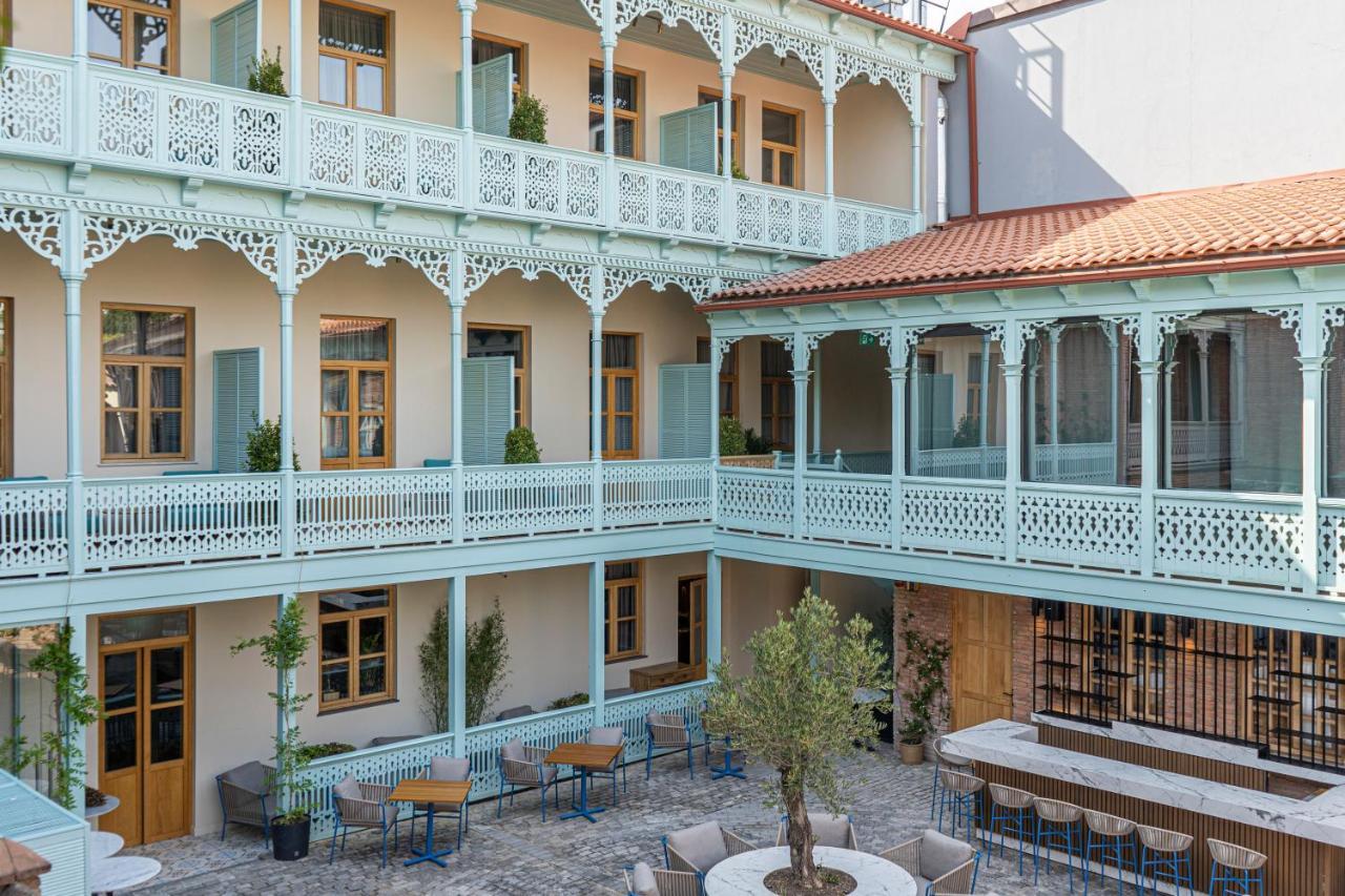 The Blue Fox Hotel Tbilisi ภายนอก รูปภาพ