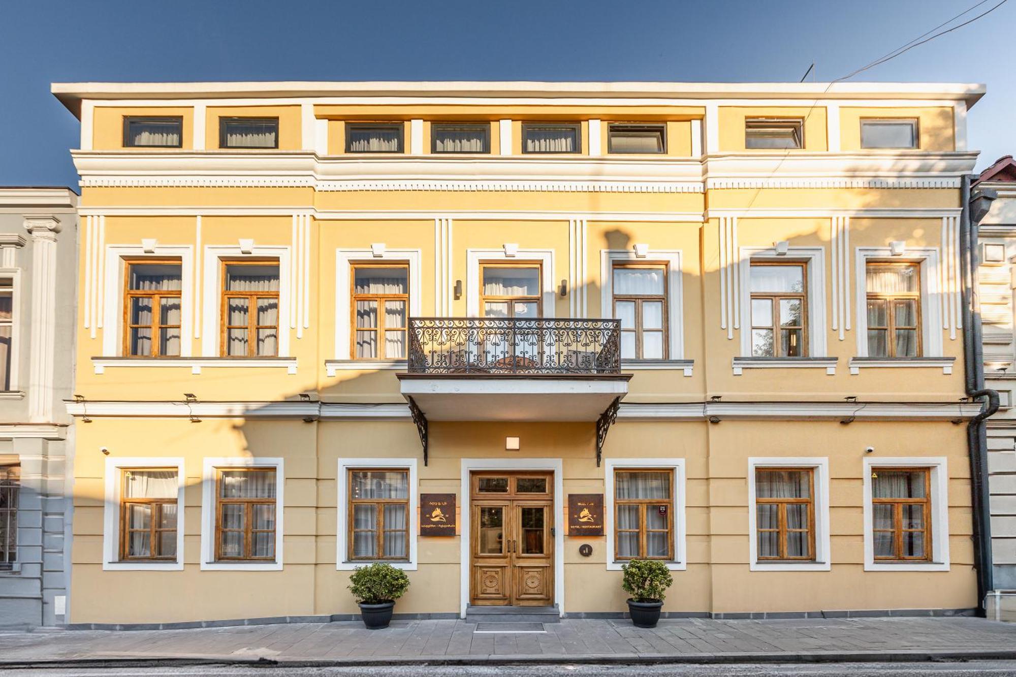 The Blue Fox Hotel Tbilisi ภายนอก รูปภาพ