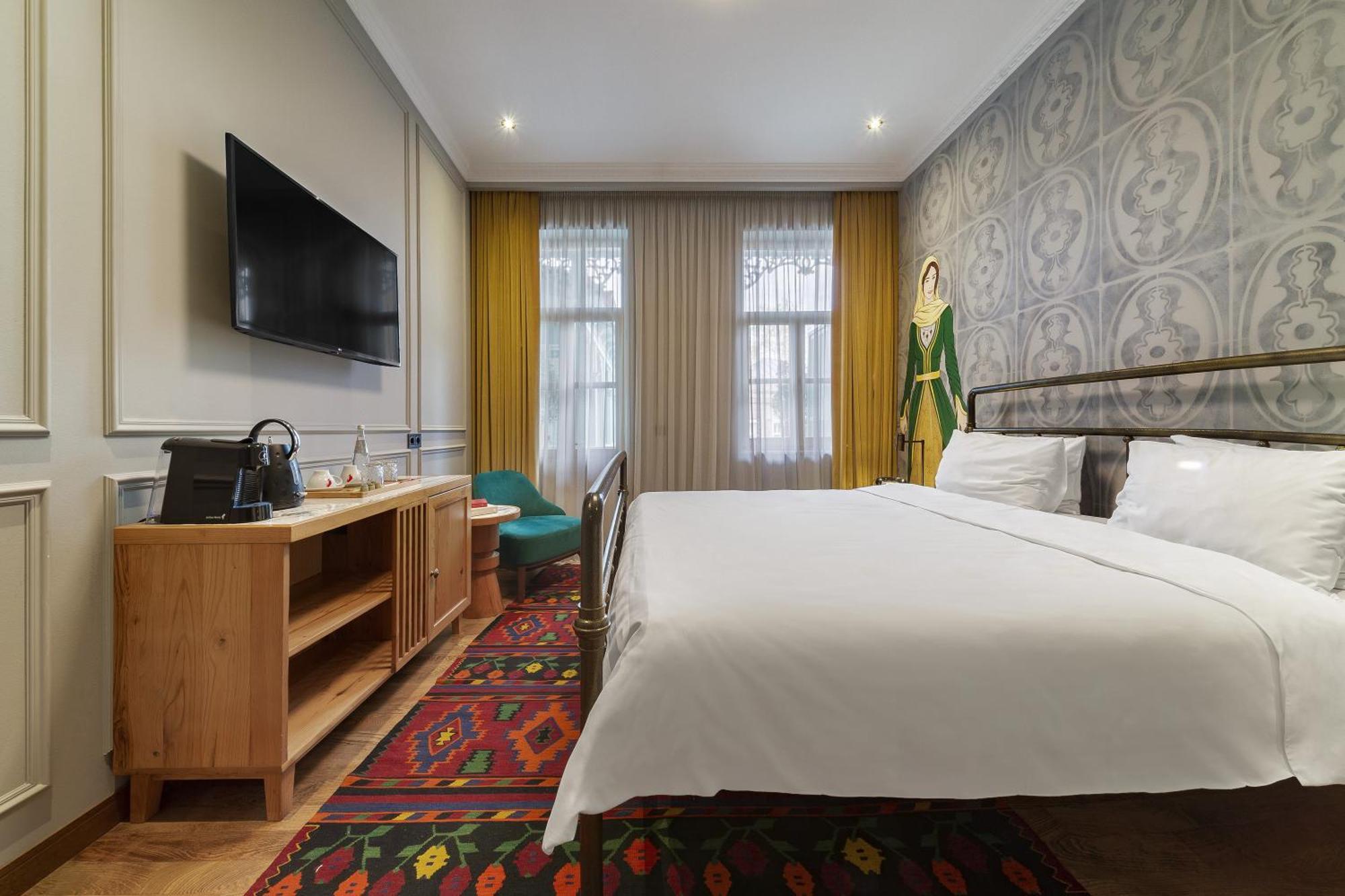 The Blue Fox Hotel Tbilisi ภายนอก รูปภาพ